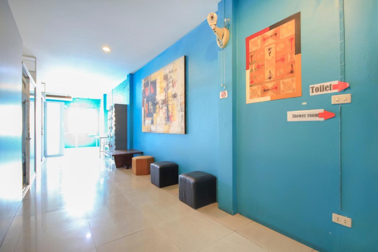 Oyo 1054 Phuket Backpacker Hostel Esterno foto