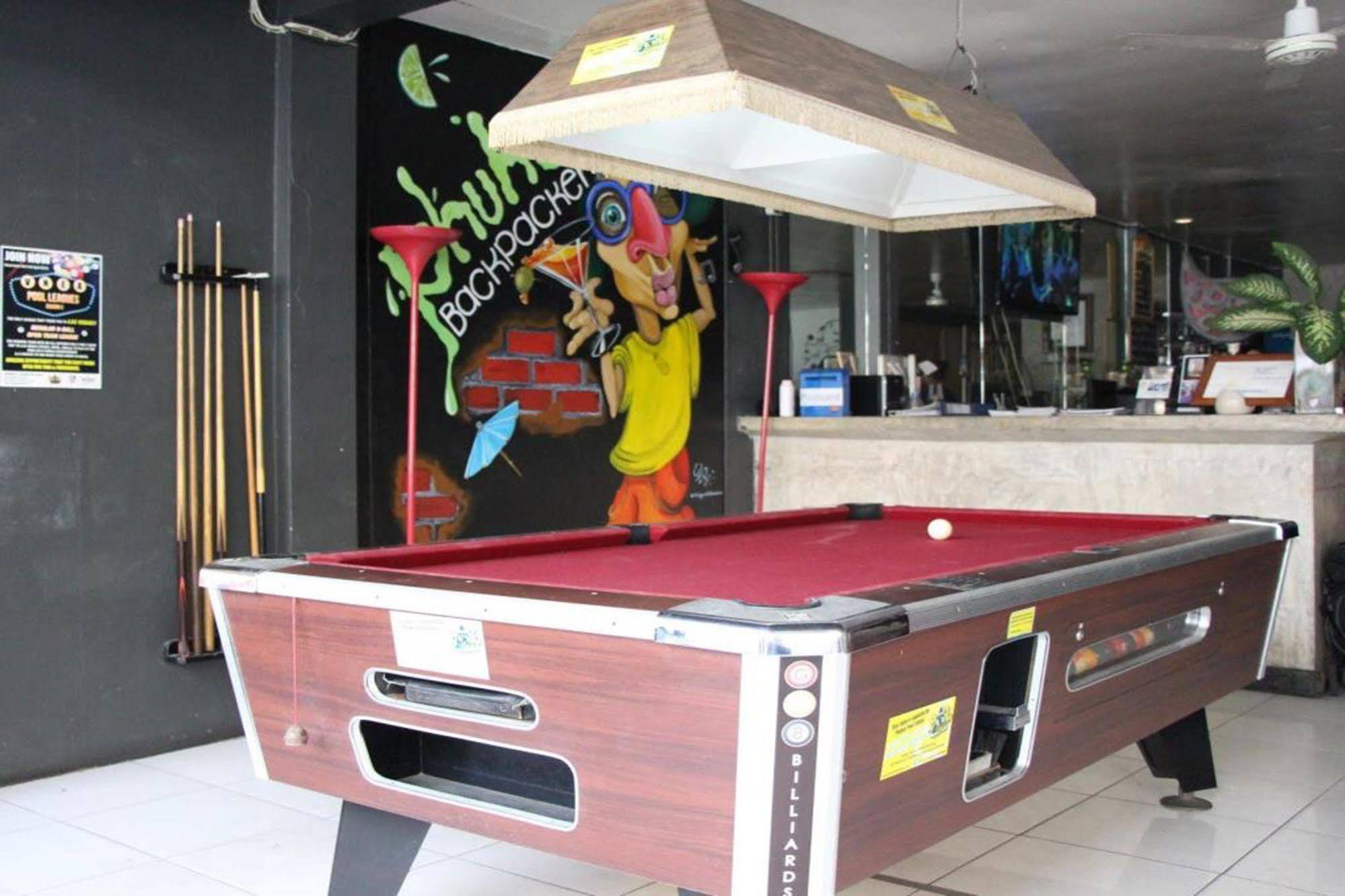 Oyo 1054 Phuket Backpacker Hostel Esterno foto